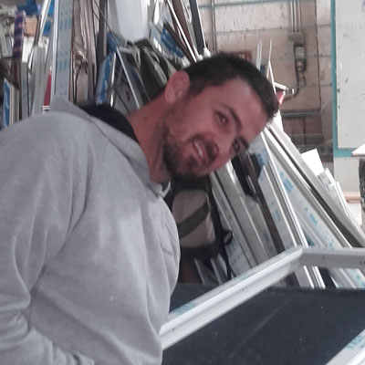 Κατασκευή και τοποθέτηση κουφωμάτων στην Σύρο και σε όλες τις Κυκλάδες.